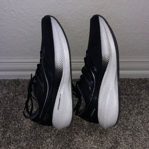 8B Saucony Triumph 20